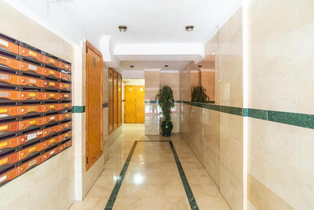 Sunny harbor house, Málaga – Updated 2023 Prices