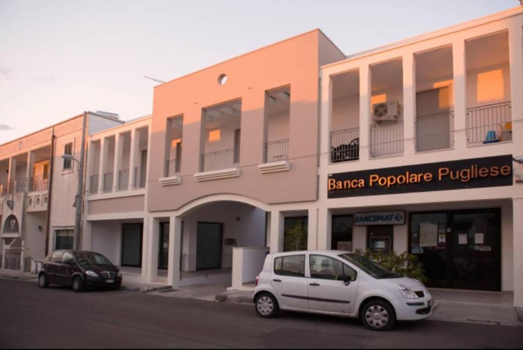 Το κτήριο όπου στεγάζεται  το διαμέρισμα