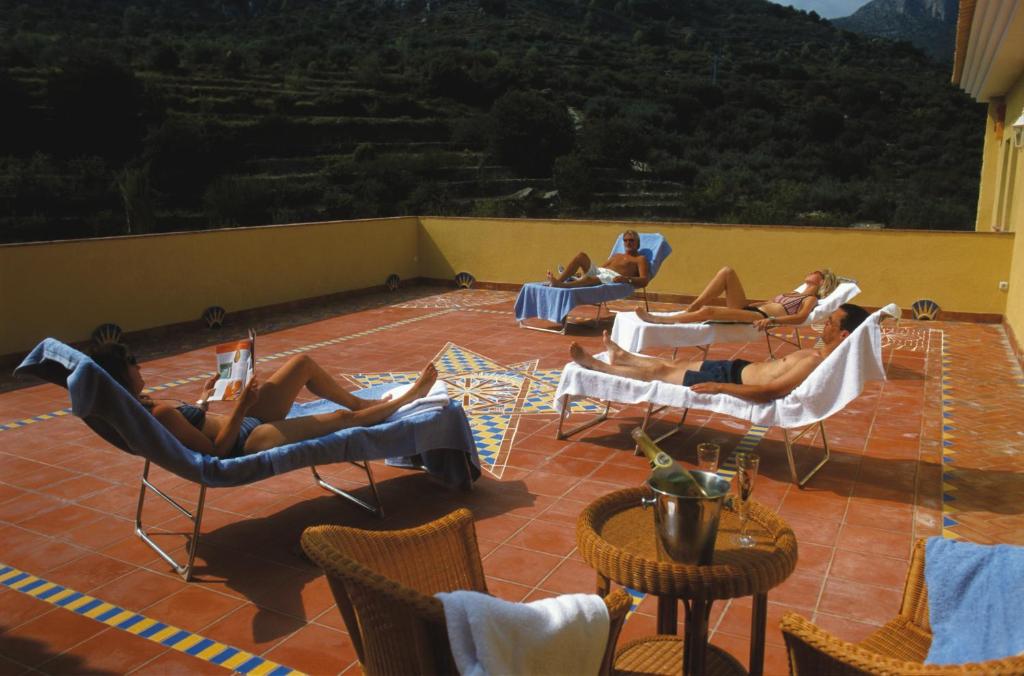 Nespecifikovaný výhled na hory nebo výhled na hory při pohledu z hotelu