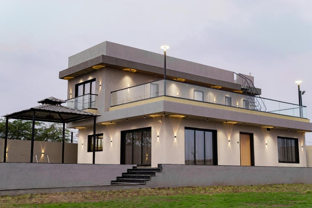 Gallery image of Regency Farm House With Pvt Swimming Pool Surat in Surat