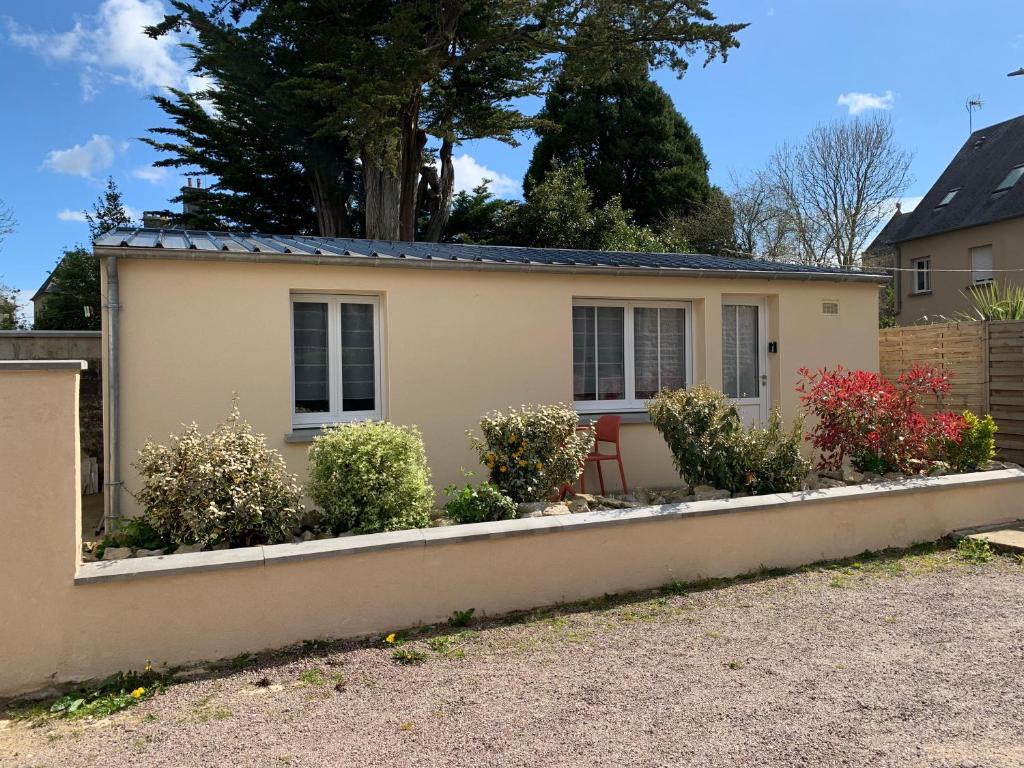 Gîte centre ville avec cour - One-Bedroom Apartment