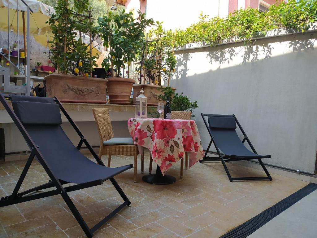 A patio or other outdoor area at Cà del borgo Historic Village