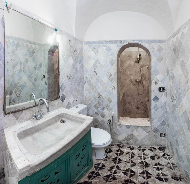 Bathroom sa Dar Hayder-la Medina