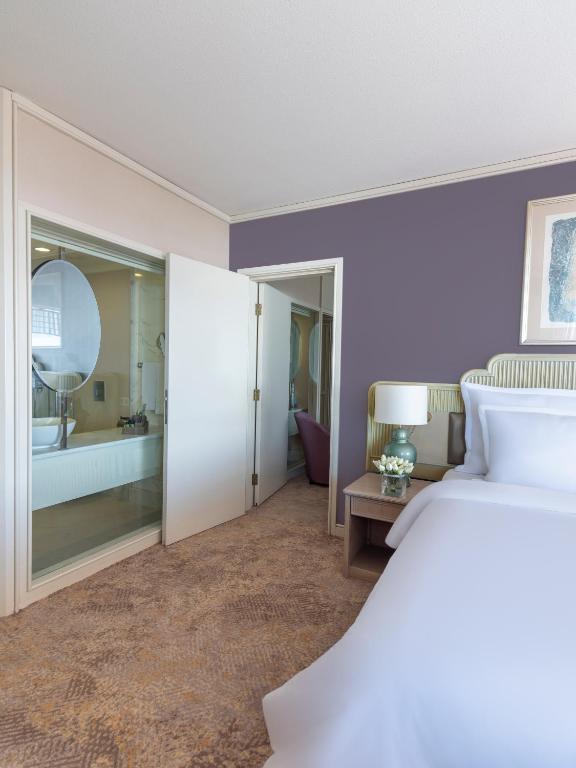 Rixos Downtown Antalya - The Land Of Legends Access - Room King Conectado Con Dos Camas Gemelas Y Vista Al Mar