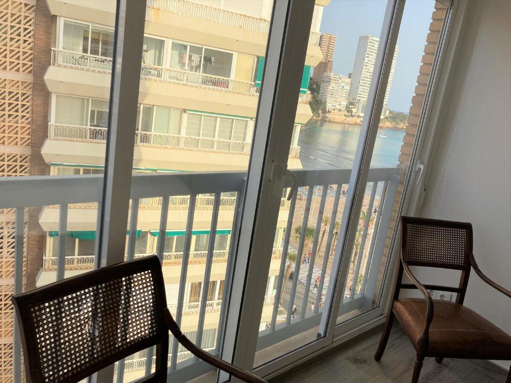 A balcony or terrace at Happy stay