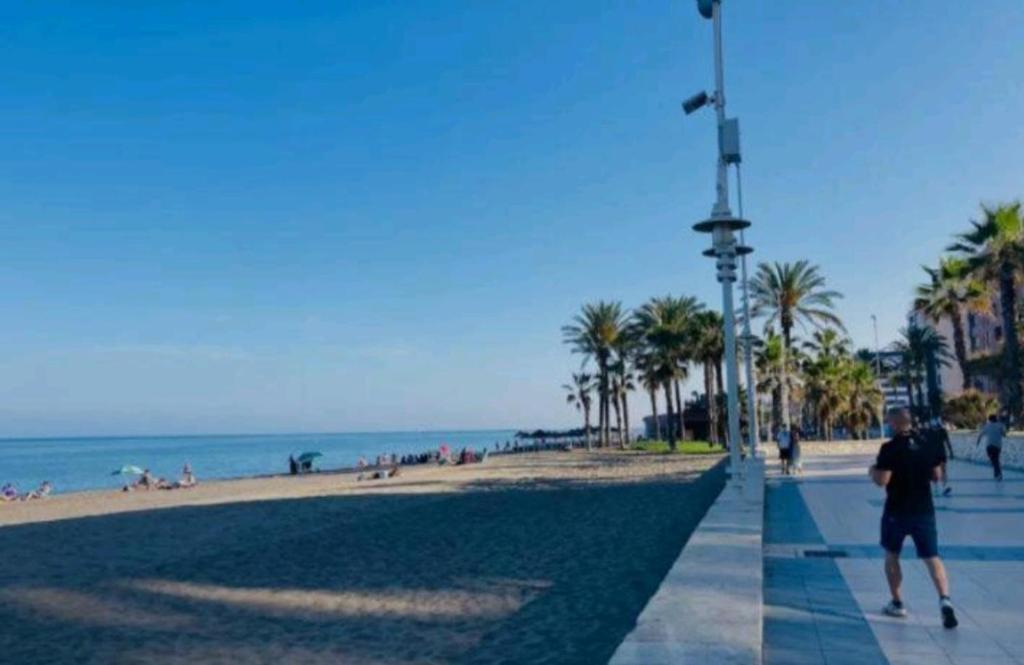 Fotografie z fotogalerie ubytování Huelin House Beach and Sun, con parking y a 500 metros de la playa v Malaze