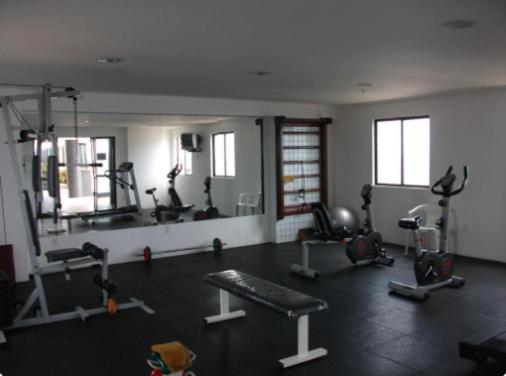 Apartamento Condominio Emilio Hinko - Beira Mar健身房和／或健身器材