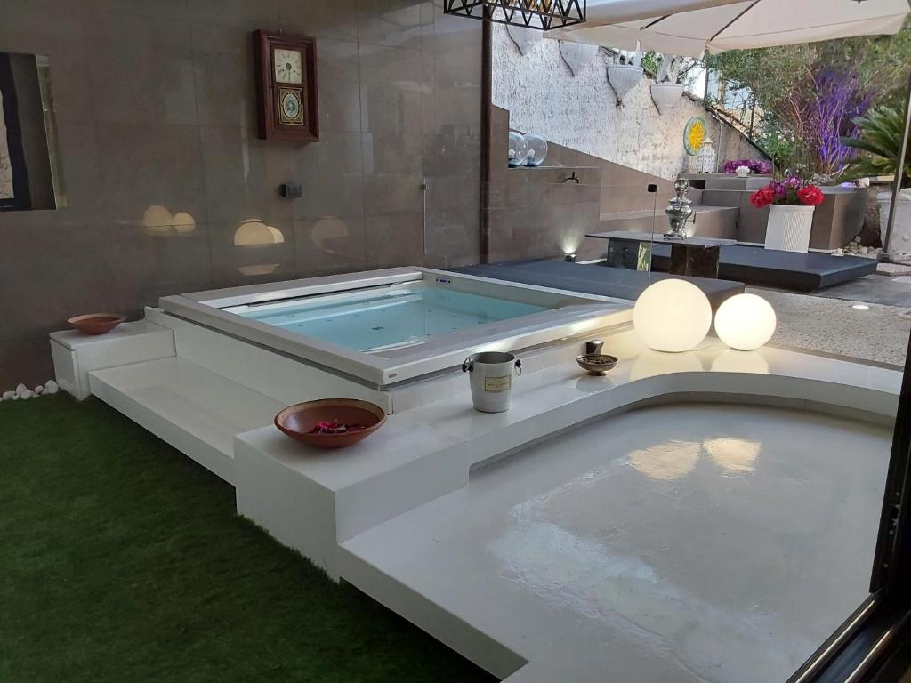 Gallery image of Last minute Garden and jacuzzi,the most gorgeus !adult only in La Spezia