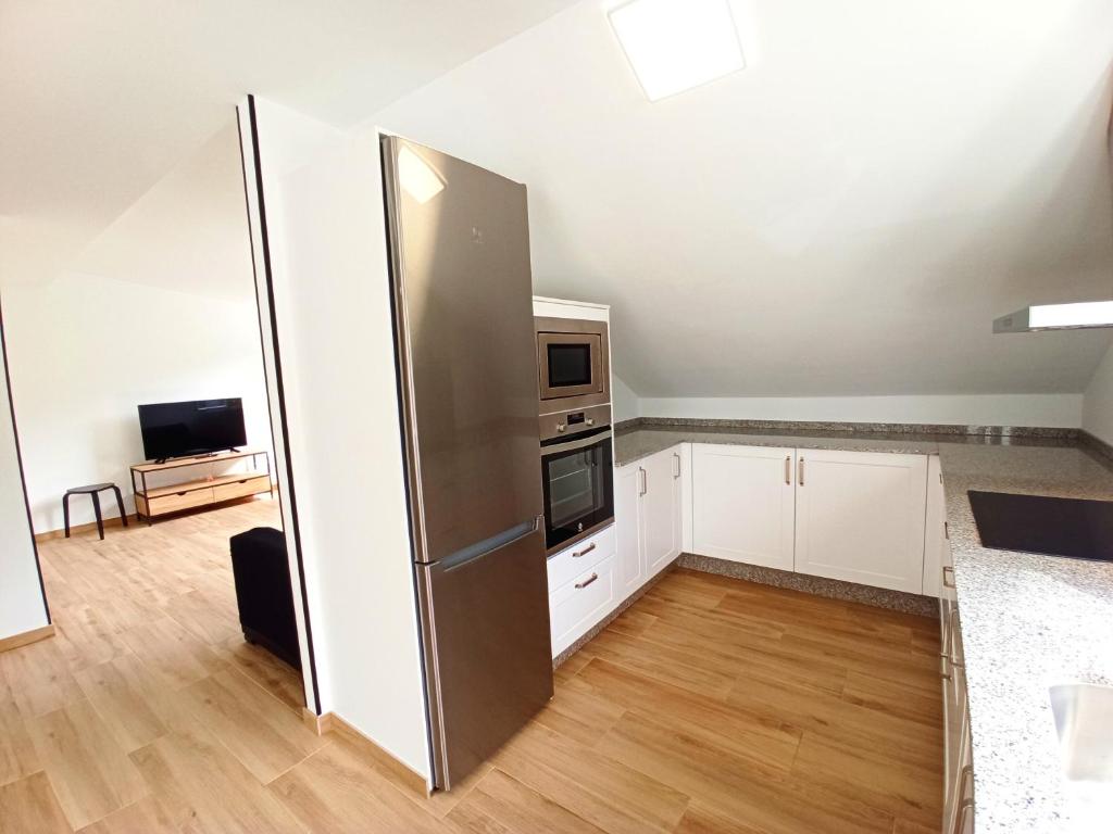 A kitchen or kitchenette at Casa Carmelo 2