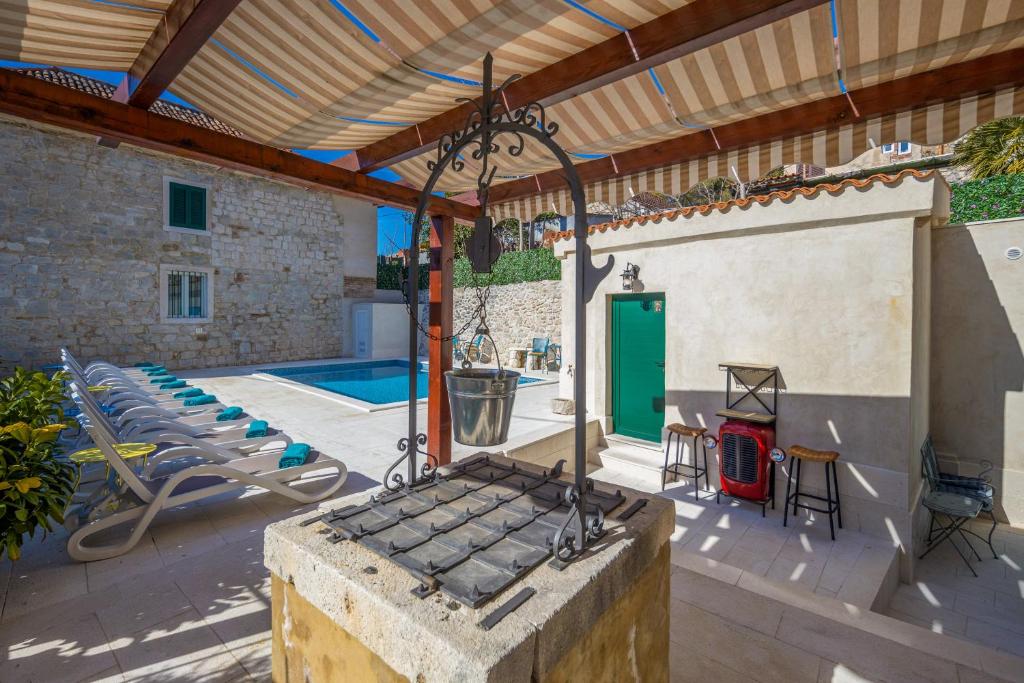 Bazén v ubytování Hotel Agava Split nebo v jeho okolí