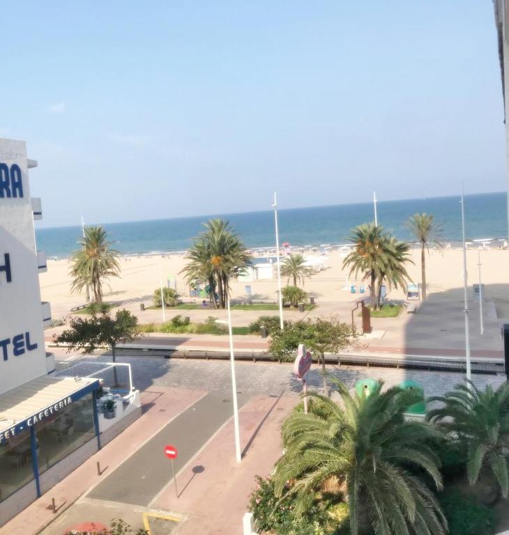 NEPTUNO 27 - Primera línea de Playa - Three-Bedroom Apartment