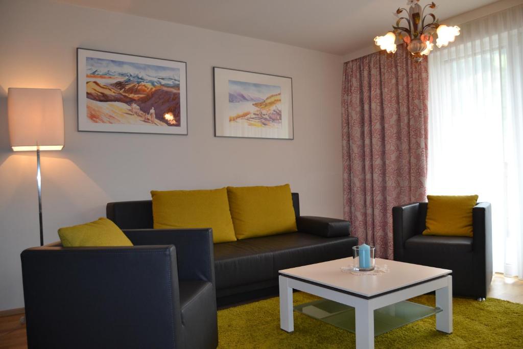 Posezení v ubytování Hotel Alpenblick
