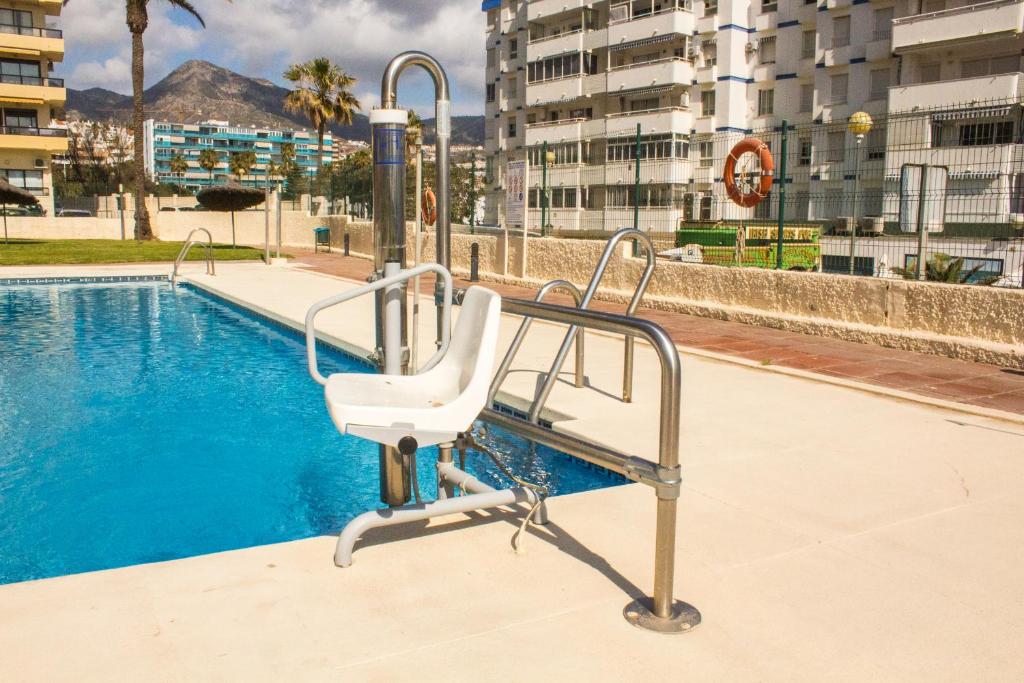 Bazén v ubytovaní Aloha Playa Apartment with panoramic sea view and pools alebo v jeho blízkosti