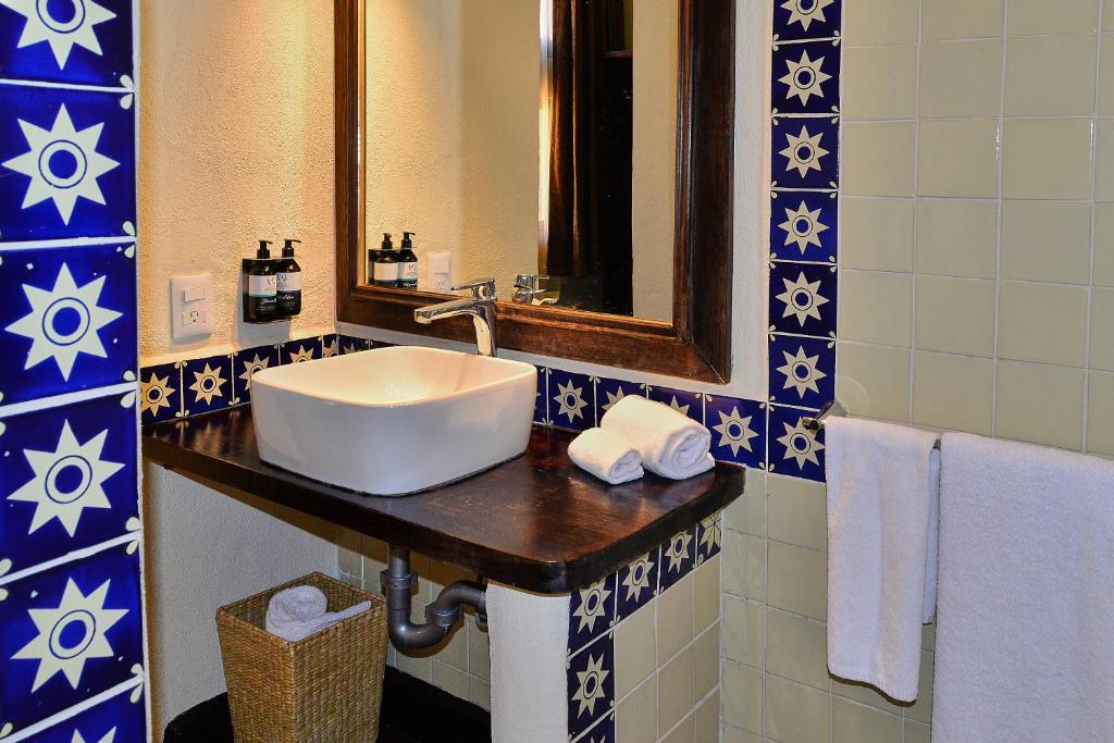 Koupelna v ubytování Hotel Mesones 49