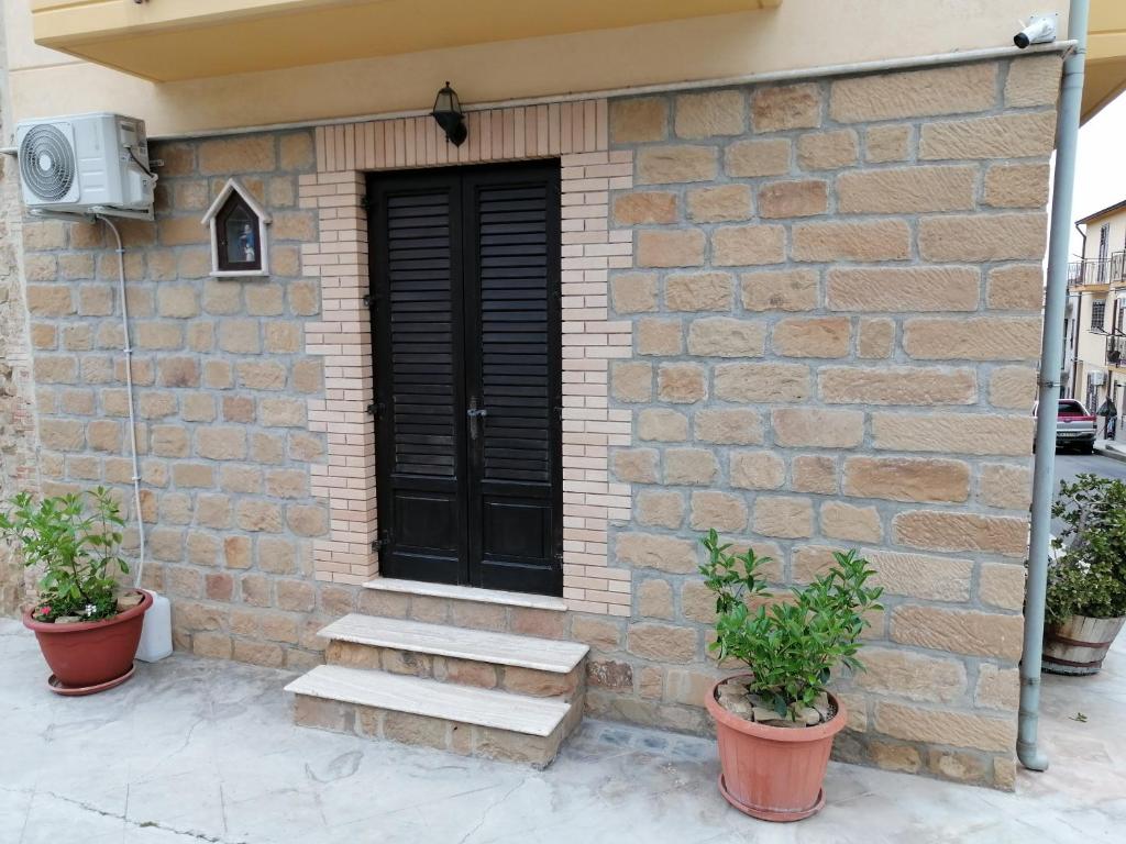 Ảnh trong thư viện ảnh của STONE HOUSE e Casa Vacanze Zia Rosina ở Montemaggiore Belsito