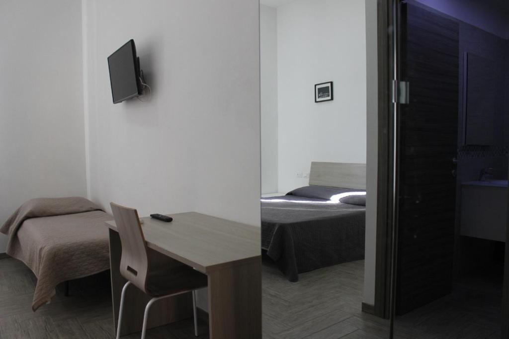 A television and/or entertainment centre at La residenza del Principe