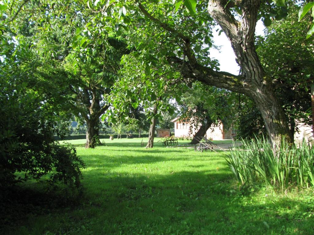 Vonkajšia záhrada v ubytovaní Antico Borgo La Torre Agriturismo