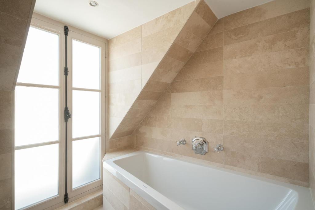 Hotel Saint-Louis en L'Isle - Notre-Dame - Resim 29