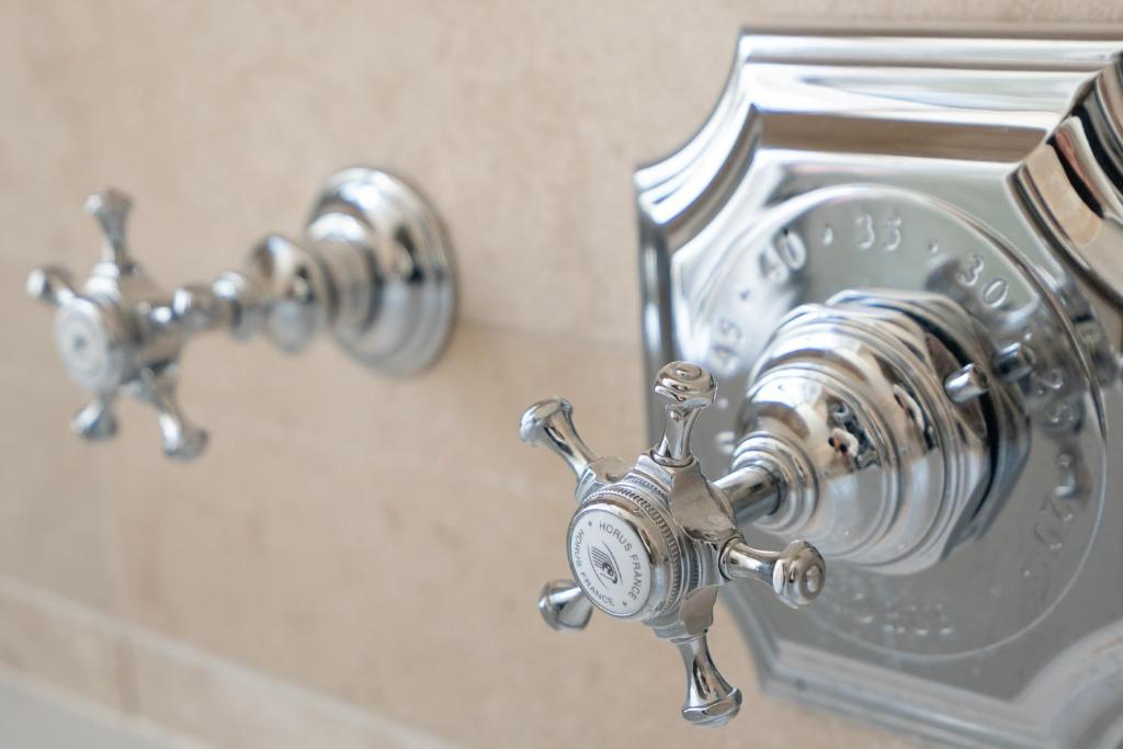 Hotel Saint-Louis en L'Isle - Notre-Dame - Resim 30