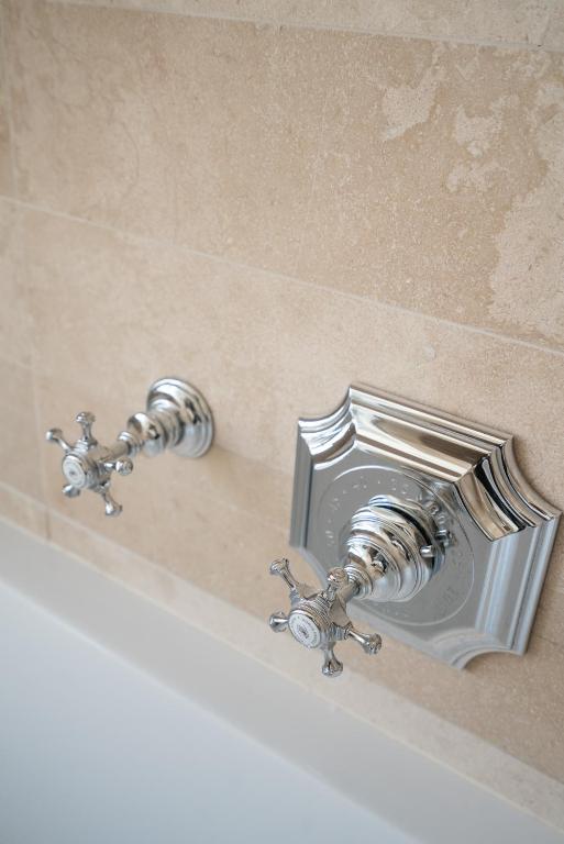 Hotel Saint-Louis en L'Isle - Notre-Dame - Resim 36