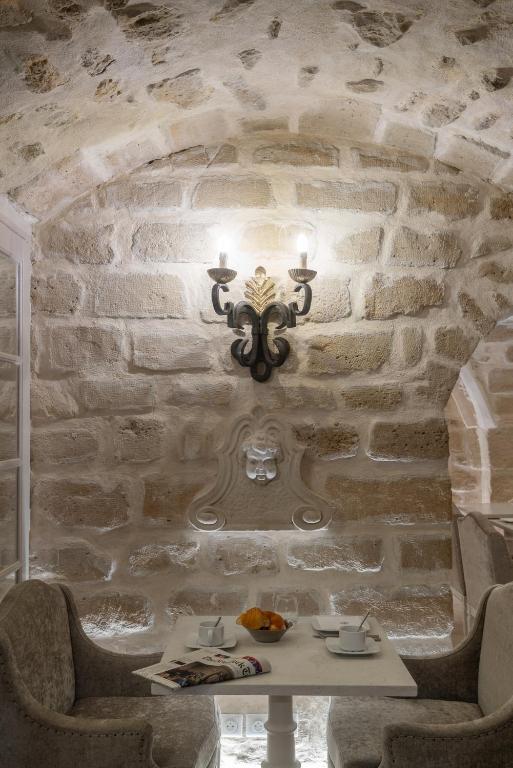 Hotel Saint-Louis en L'Isle - Notre-Dame