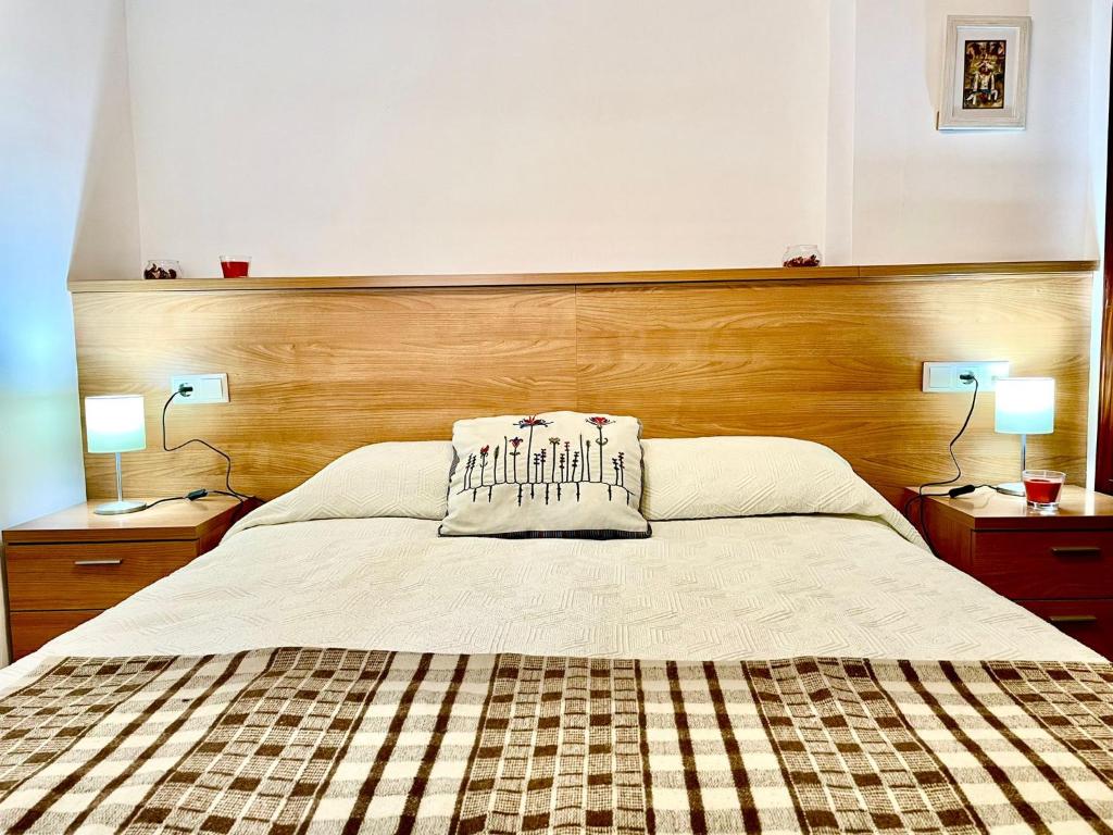 APARTAMENTO SEVILLA EN EL CENTRO CON PARKING, Ronda ...