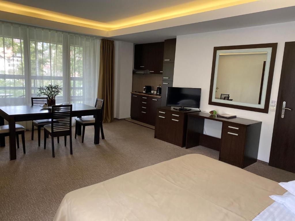 Postel nebo postele na pokoji v ubytování Hotel Smart