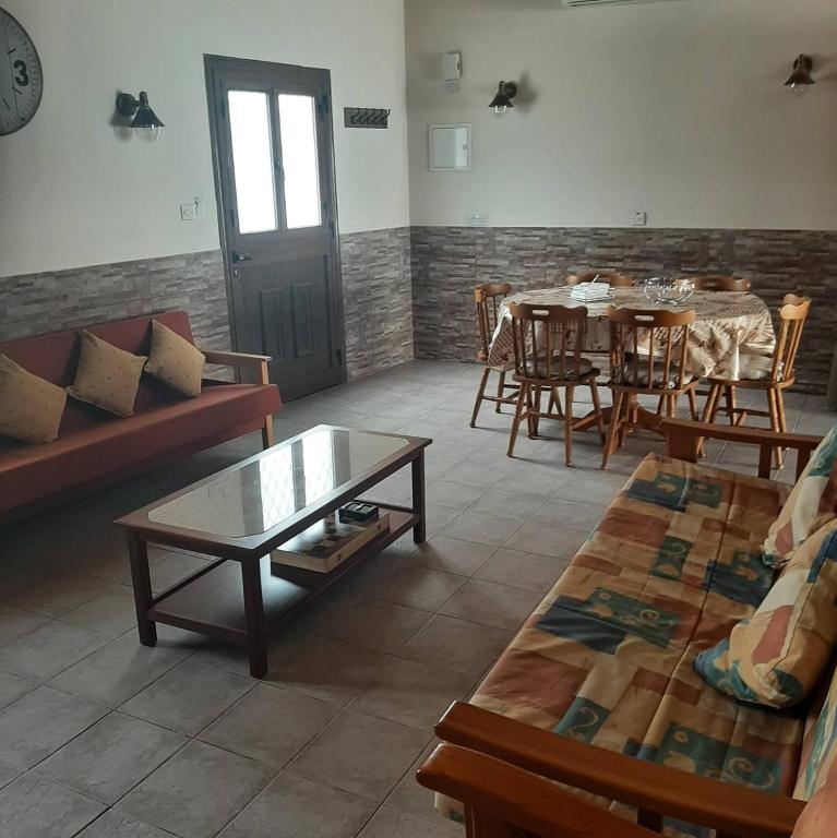 Posezení v ubytování HAVEN HOUSE