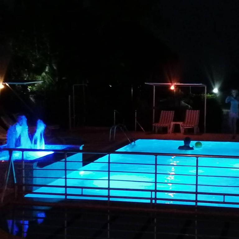 Bazén v ubytování Hotel Grün nebo v jeho okolí