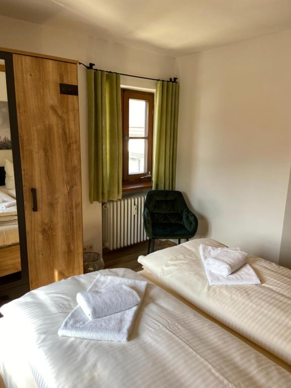 Postel nebo postele na pokoji v ubytování Der Limes Kipfenberg