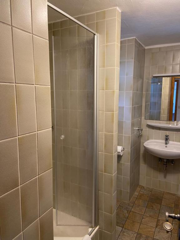 Koupelna v ubytování Der Limes Kipfenberg