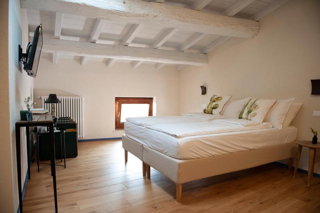 Легло или легла в стая в Sun Garda
