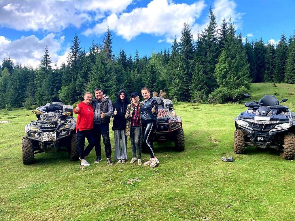 Hosté ubytování Hotel Berloga-Sinevir