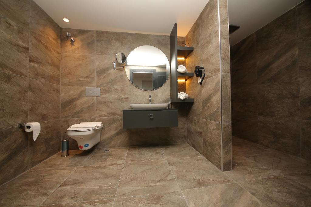 SAFRAN GERMİA PALaS - Suite King Deluxe