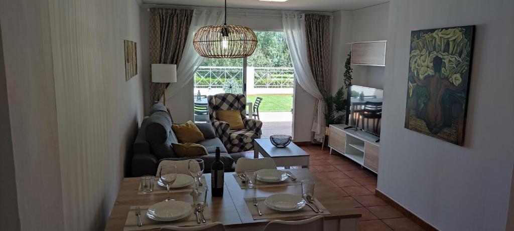 Oasis Hoyo 12 - Oliva Nova playa MET&GOLF, Oliva – Updated na ...