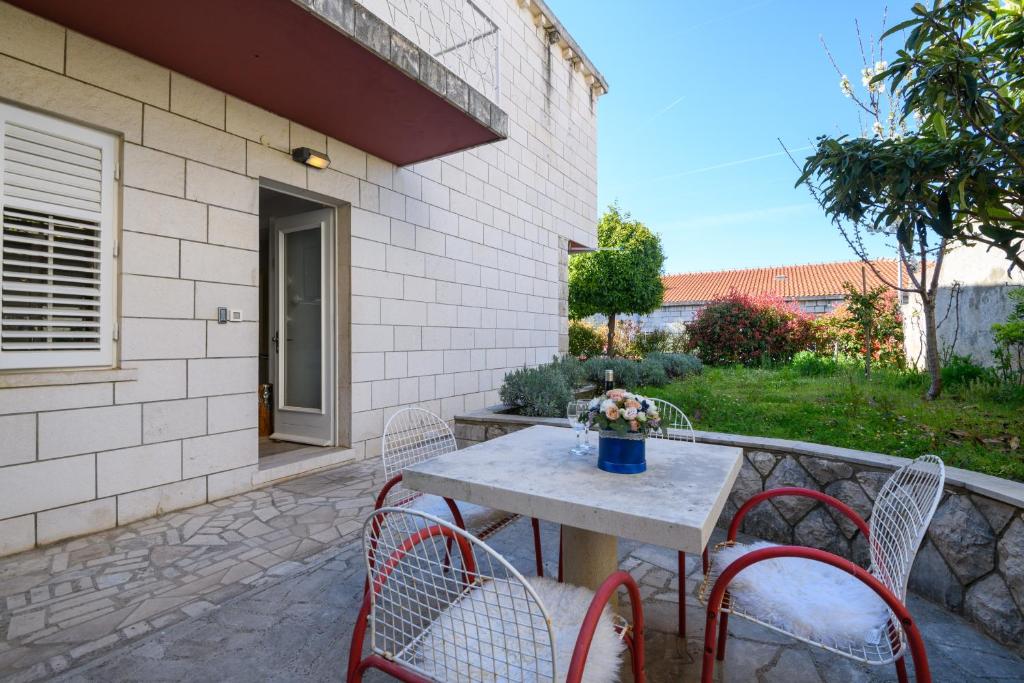 Budova, kde se apartmán nachází