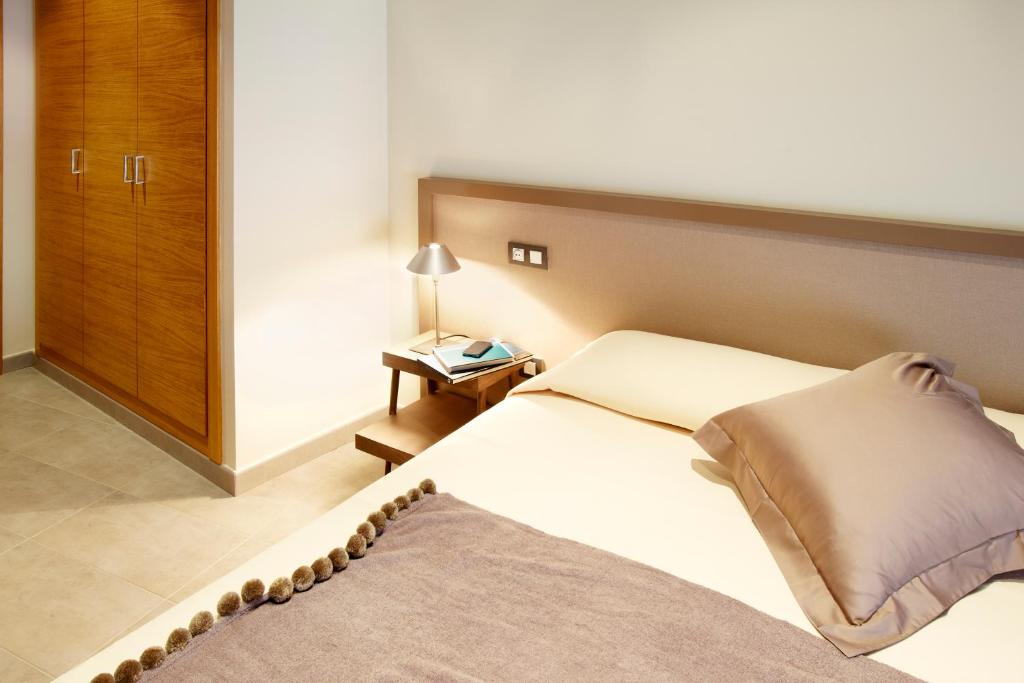 Apartaments Terraza Figueres - Two-Bedroom Apartment