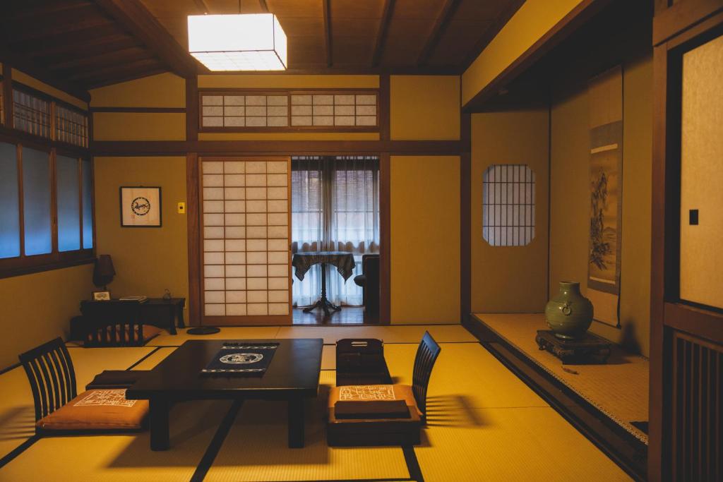 Arima Onsen Tocen Goshobo thumbnail 2