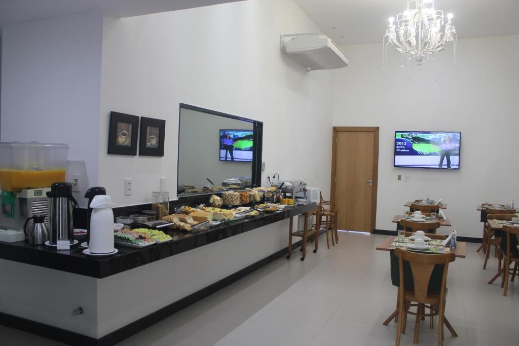  Pratti Hotel