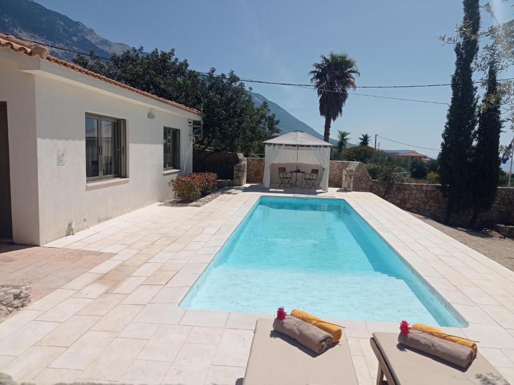 Bazén v ubytování Ideales Resort nebo v jeho okolí