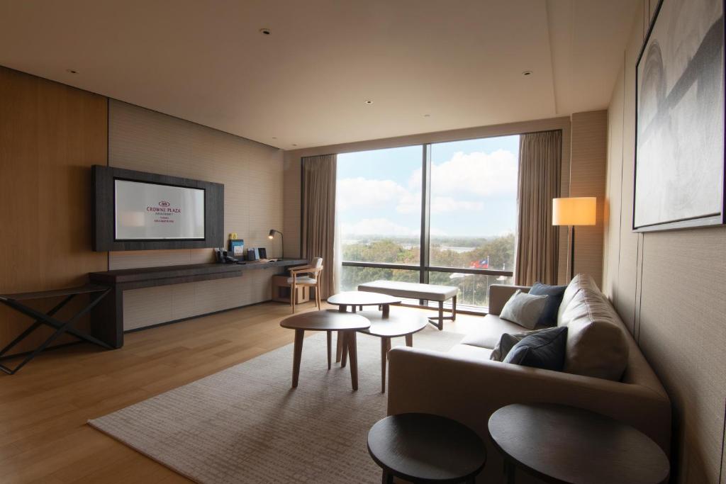 TV a/nebo společenská místnost v ubytování Crowne Plaza Tainan by IHG