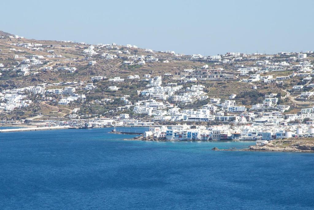 Gallery image of Villa BiancaRosa with amazing views! in Mýkonos City