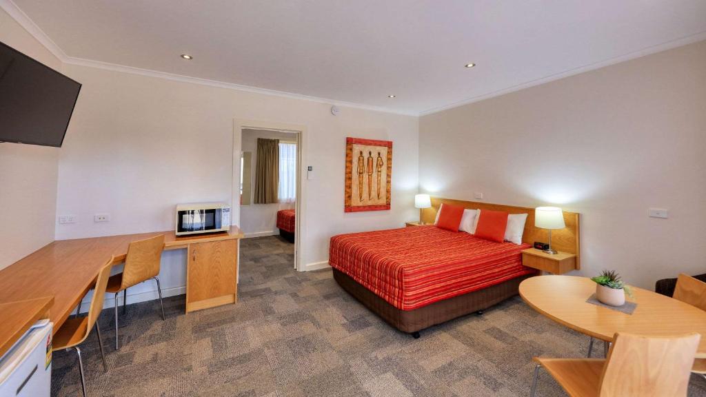 TV a/nebo společenská místnost v ubytování Quality Inn Swan Hill