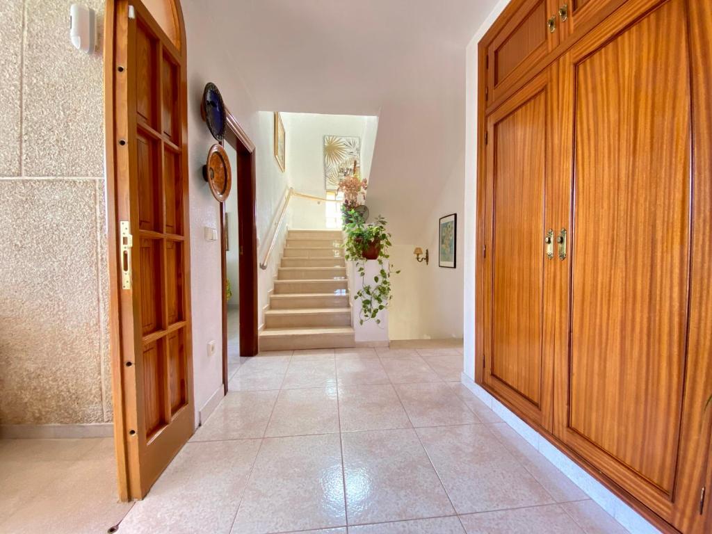 Photo de la galerie de l'établissement Stunning 5 bed Villa La Font, private pool, à El Campello