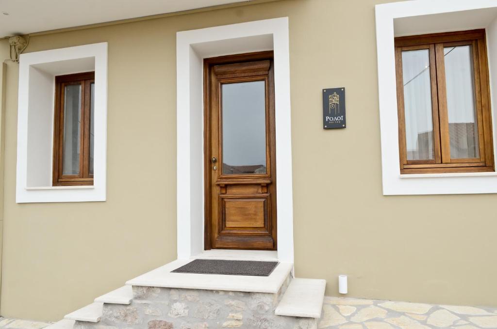 Foto dalla galleria di Roloi suites a Nafpaktos