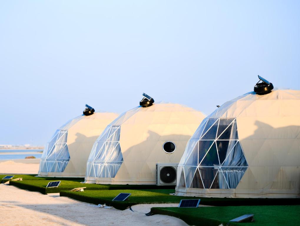 Foto dalla galleria di Siniya Island Leisure Campground Umm Al Quwain a Umm Al Quwain