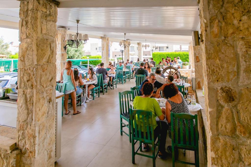 Golden Residence Family Resort - 4