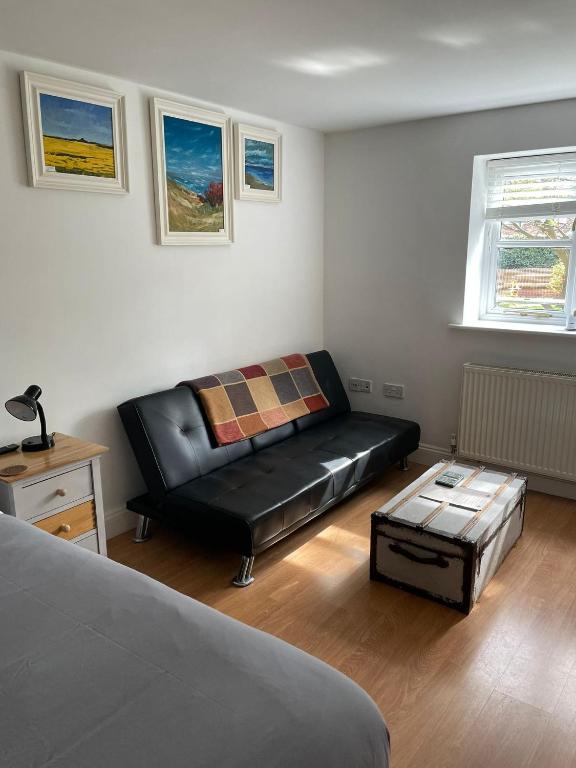 The Cherry Tree - Large Double Room
