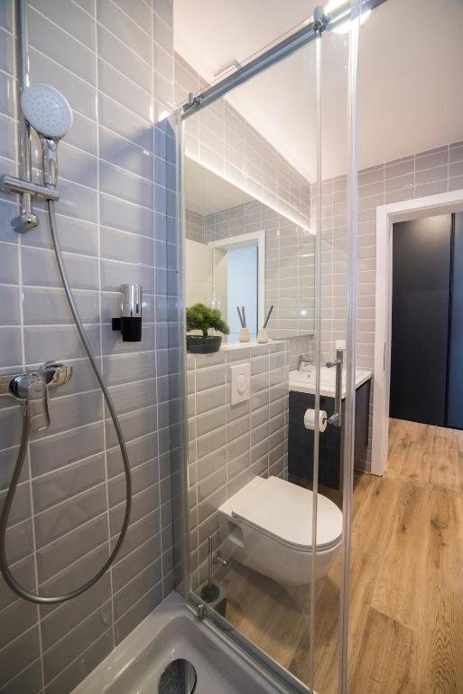 Imperial Apartment P, 2nd Floor - 19