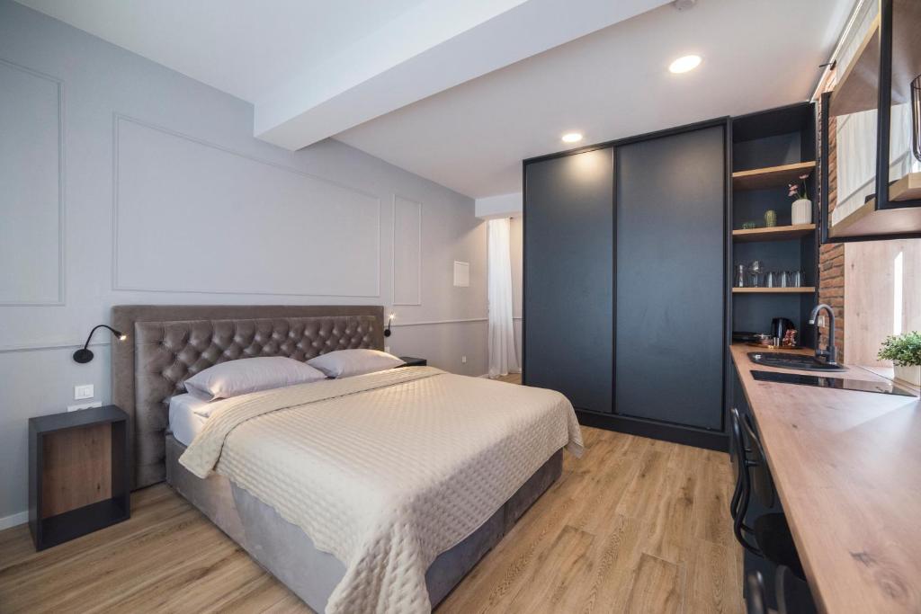 Imperial Apartment P, 2nd Floor - 7